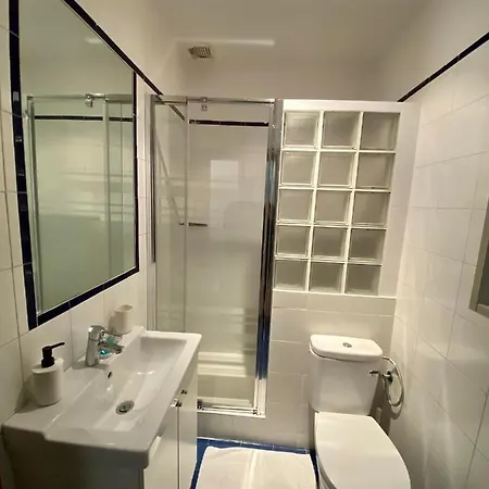 The Ship Appartement *
